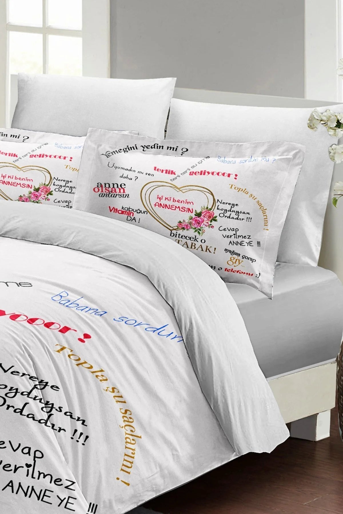 Anneler Günü Çift Kişilik Nevresim Takımı Özel Dokuma Pamuk Saten İyi Ki Benim Annemsin