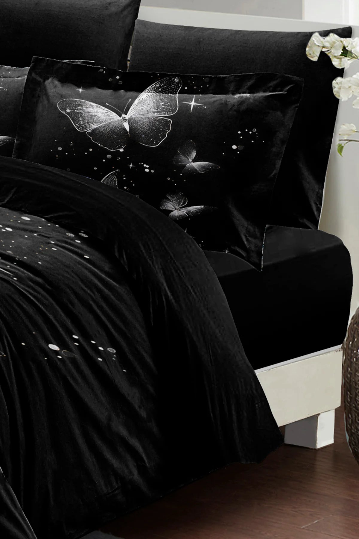 Black Butterfly Desenli 5D Dijital Pamuk Saten Nevresim Takımı – Çift Kişilik