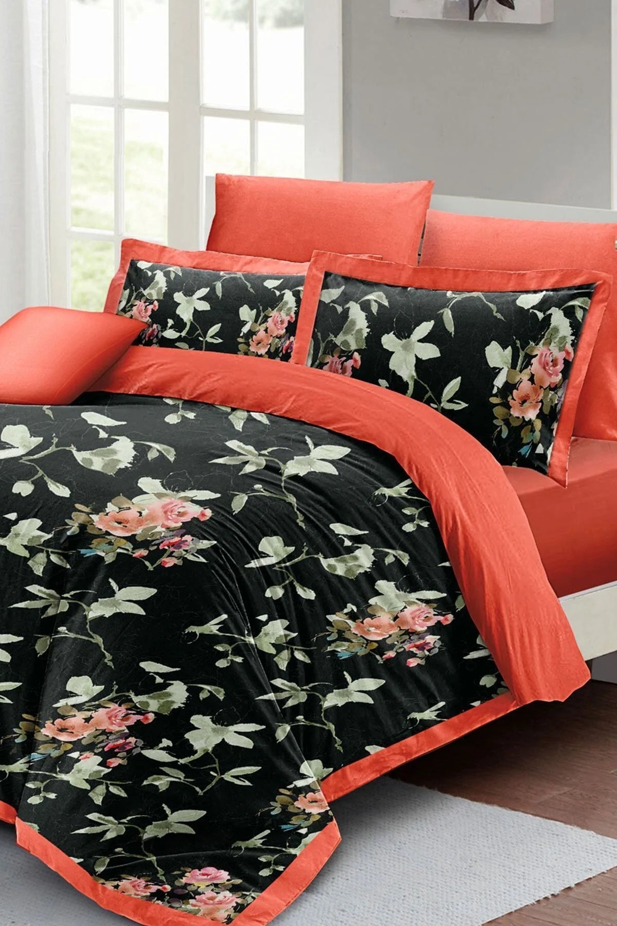 Black Somon Flower Çift Kişilik Nevresim Takımı 3D Pamuk Saten