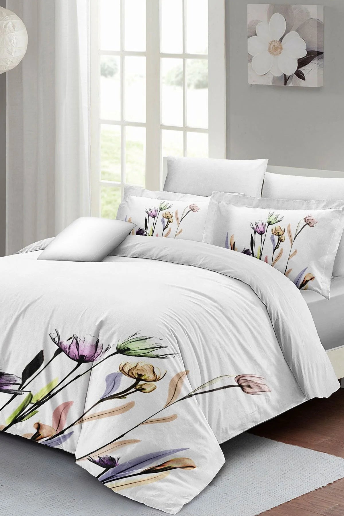 Çiçekli Beyaz Çift Kişilik Nevresim Takımı