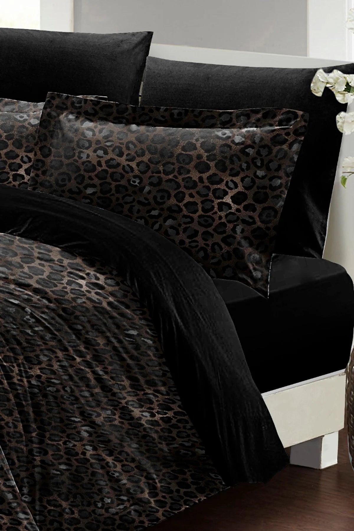 Çift Kişilik Nevresim Takımı Sık Dokuma Pamuk Saten 3D Özel Tasarım Leopar Print