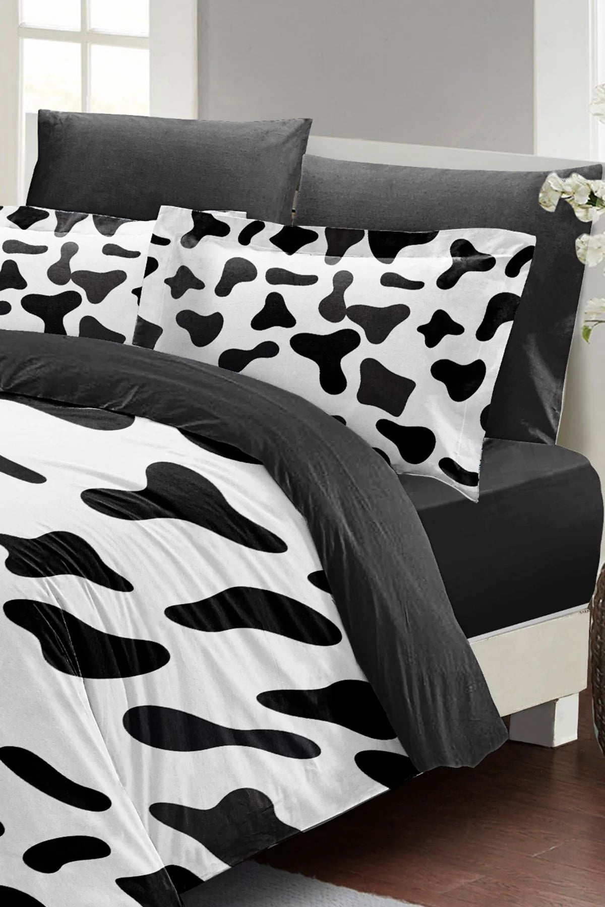 Cow 3D Pamuk Saten Çift Kişilik Nevresim Takımı