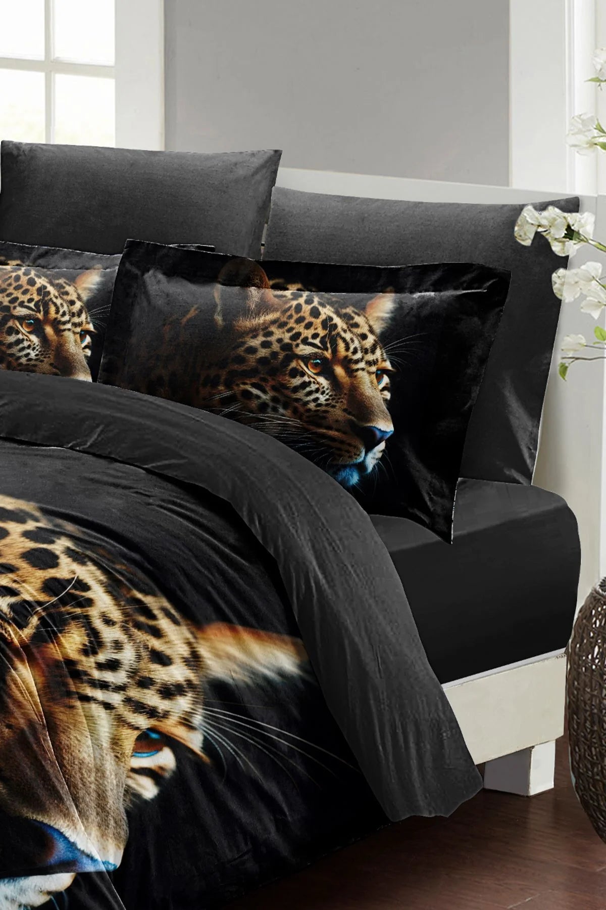 Leopar Çift Kişilik Nevresim Takımı Özel Dokuma Pamuk Saten Leopard Face