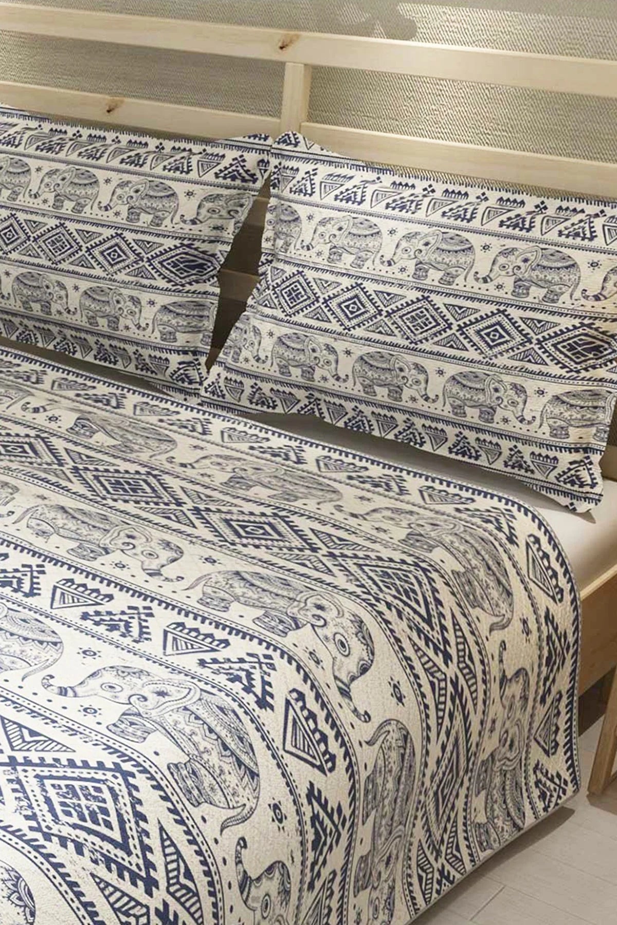 Pike Takımı Pamuklu Çift Kişilik Jakar Dokuma Yatak Örtüsü Ethnic Elephant