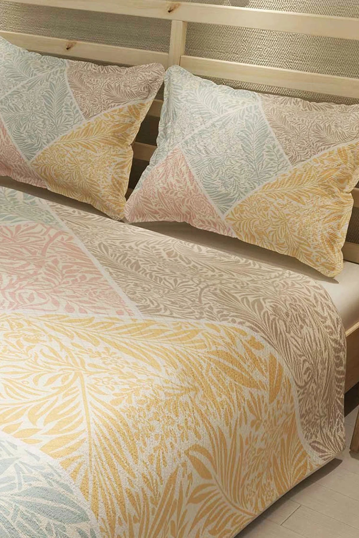 Pike Takımı Pamuklu Çift Kişilik Jakar Dokuma Yatak Örtüsü Mix Leaf