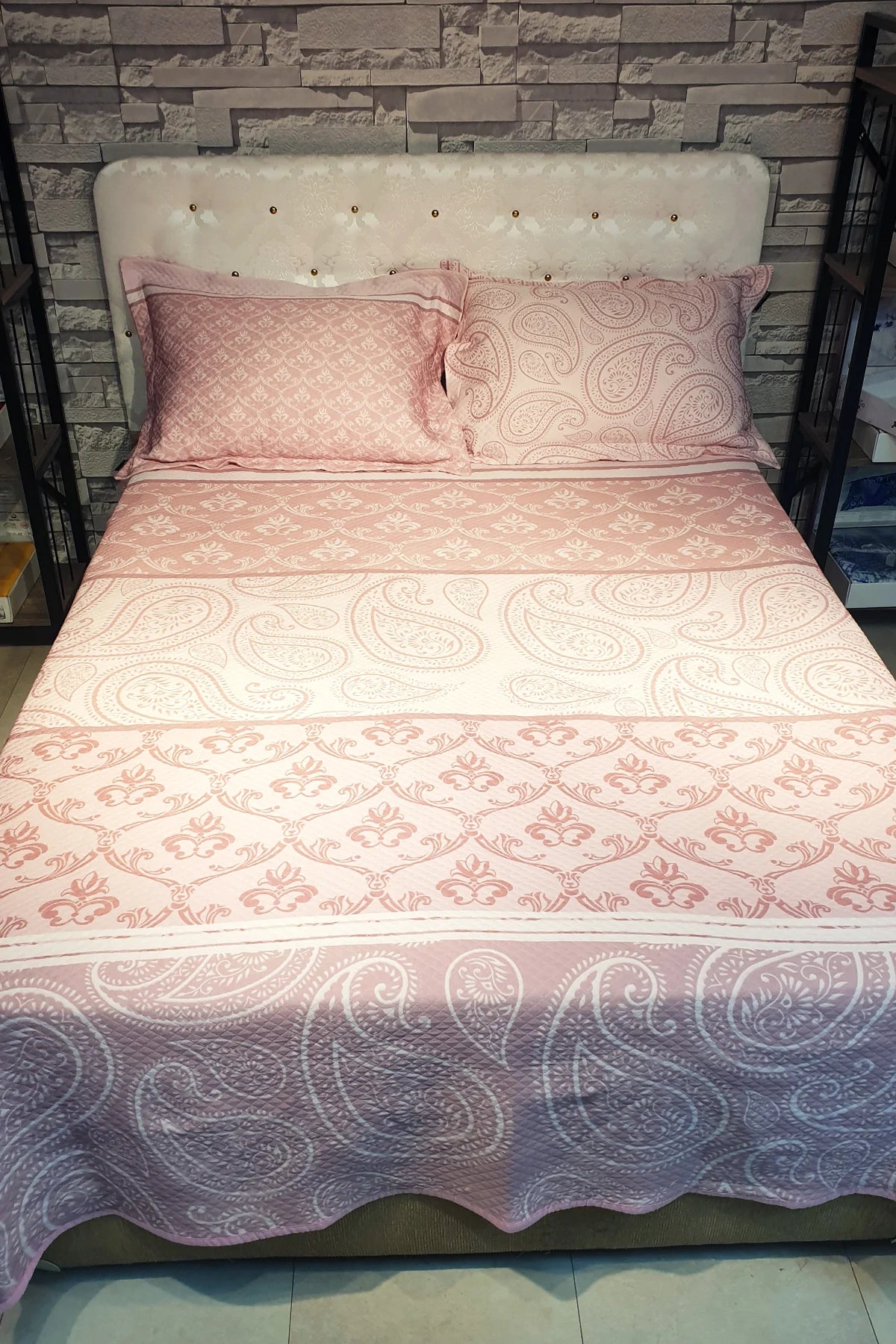 Pike Takımı Pamuklu Çift Kişilik Jakar Dokuma Yatak Örtüsü Pink Sumurg