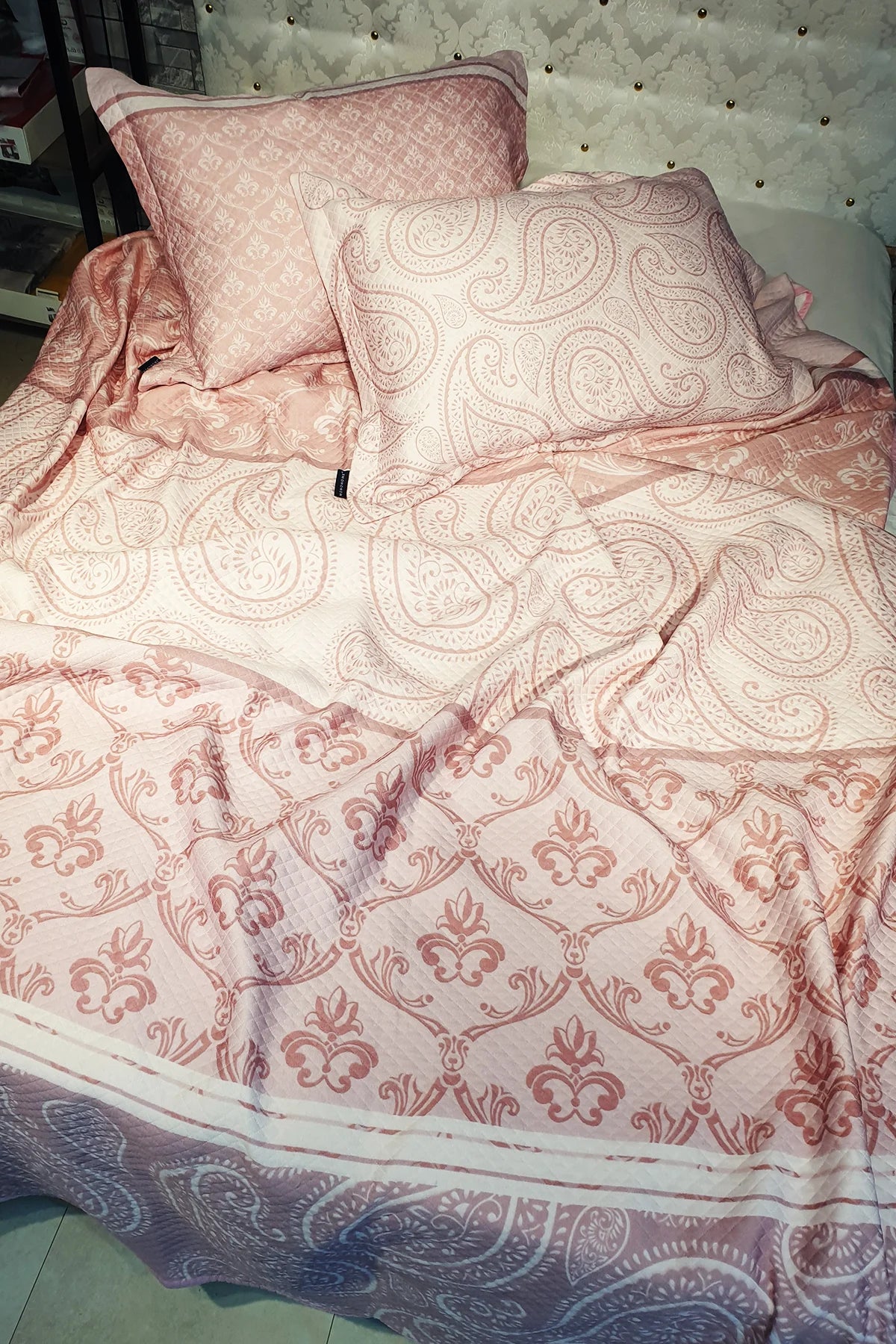 Pike Takımı Pamuklu Çift Kişilik Jakar Dokuma Yatak Örtüsü Pink Sumurg