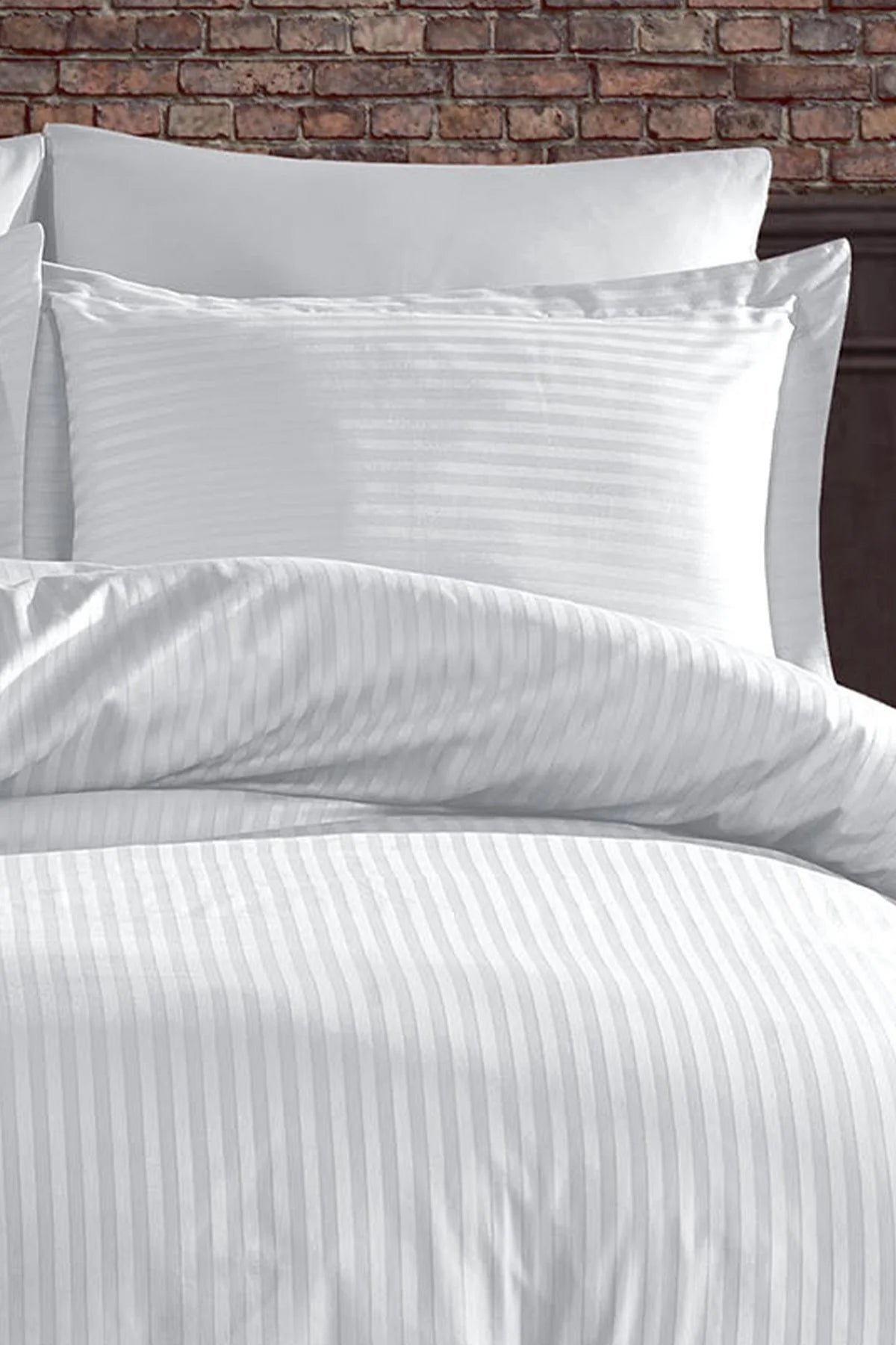 Premium Çeyizlik 82 Tel %100 Pamuk Saten Özel Dokuma Beyaz Çizgili Nevresim Takımı