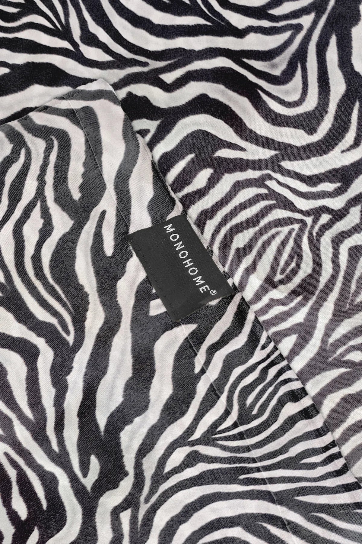 İpek Saten Yastık Kılıfı 2 Adet 50x70cm 2 Adet Saten Tokalı Zebra